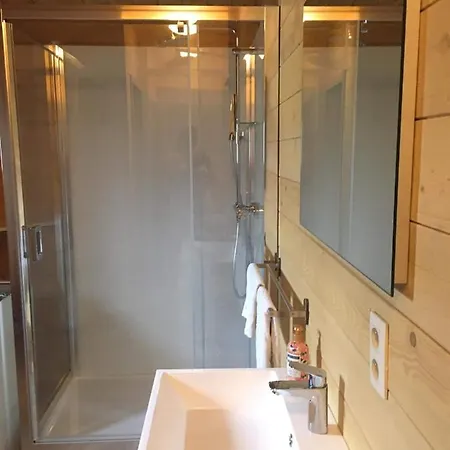 Le Bain De La Lesse シャレー *