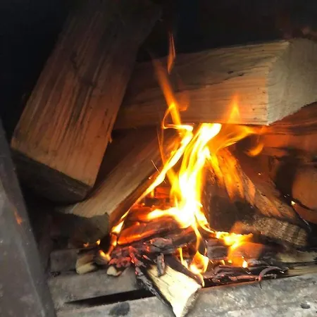 Le Bain De La Lesse Domek alpejski Tellin